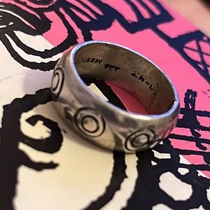 Vintage Sterling Silver Band w/Circle theme sz8
